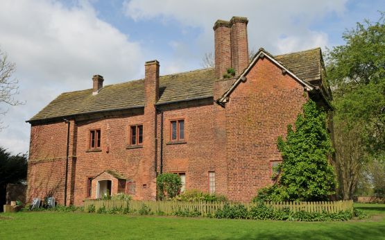 Old Hall2 555x346
